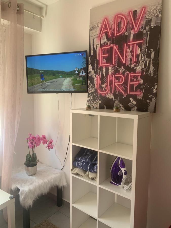 Studio à mantes Extérieur photo